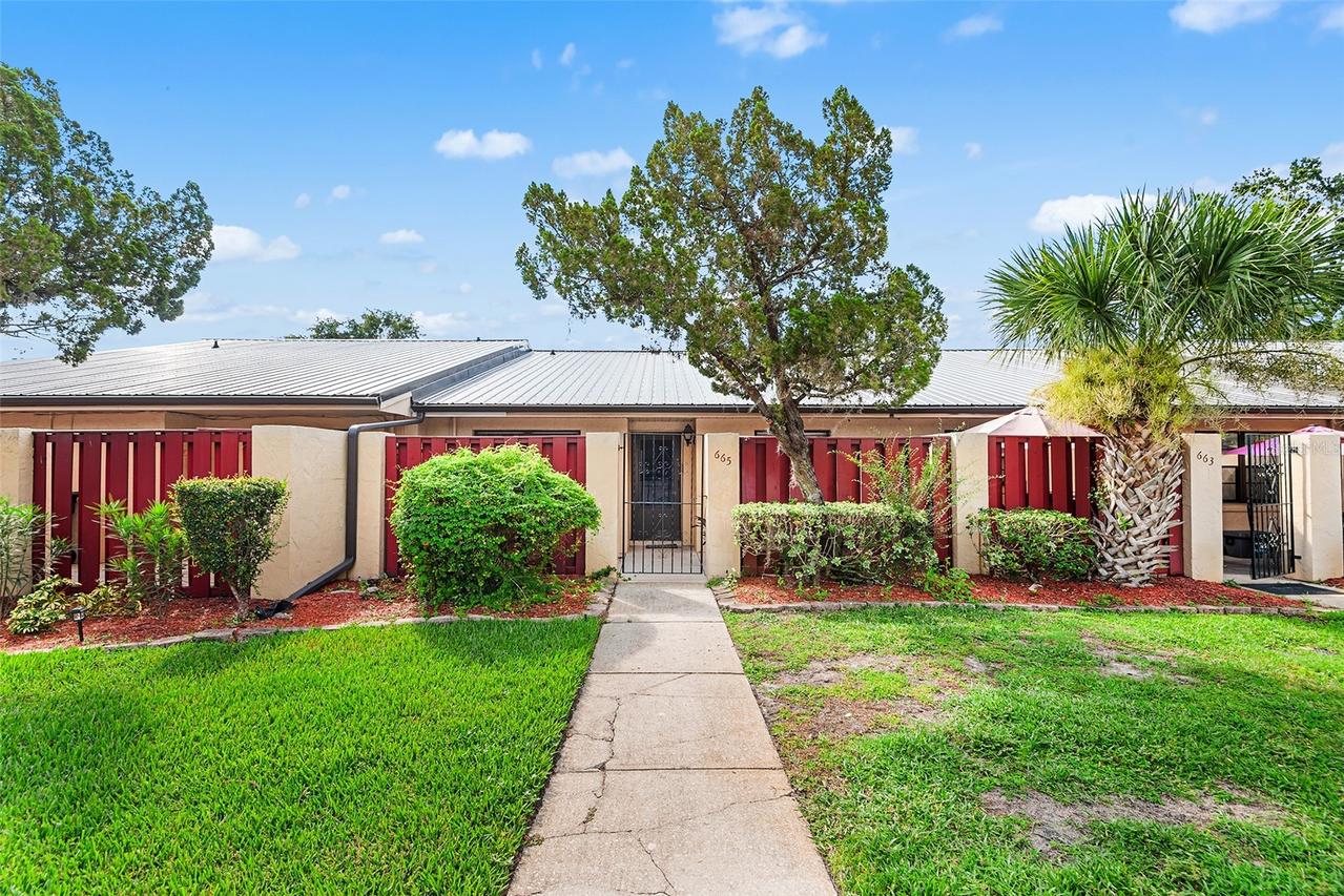 665 Broadmoor Cir., Winter Haven, FL 33884