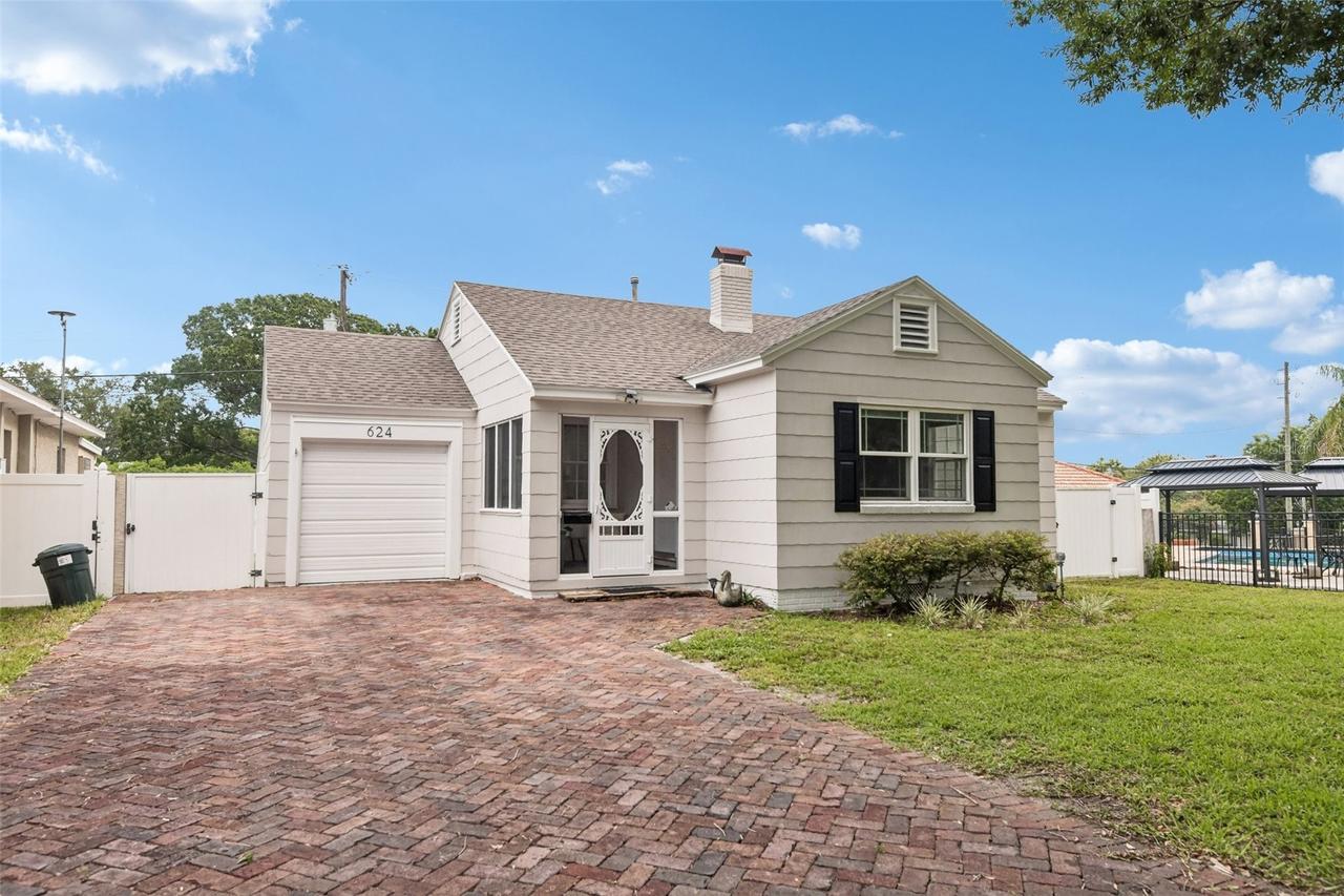 624 Kerneywood St., Lakeland, FL 33803