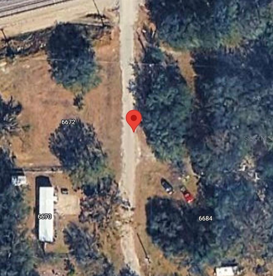 6668 Cain St., Mulberry, FL 33860