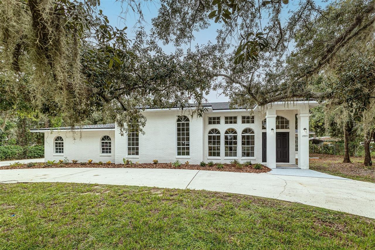 1955 Capps Rd., Lake Wales, FL 33898