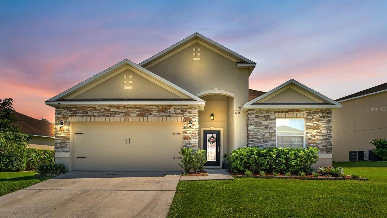 5798 Dornich Dr., Auburndale, FL 33823