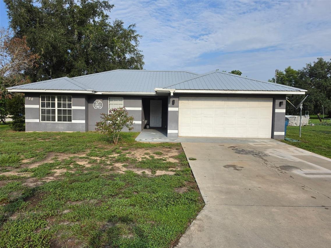 720 SE Pine Ave., Fort Meade, FL 33841