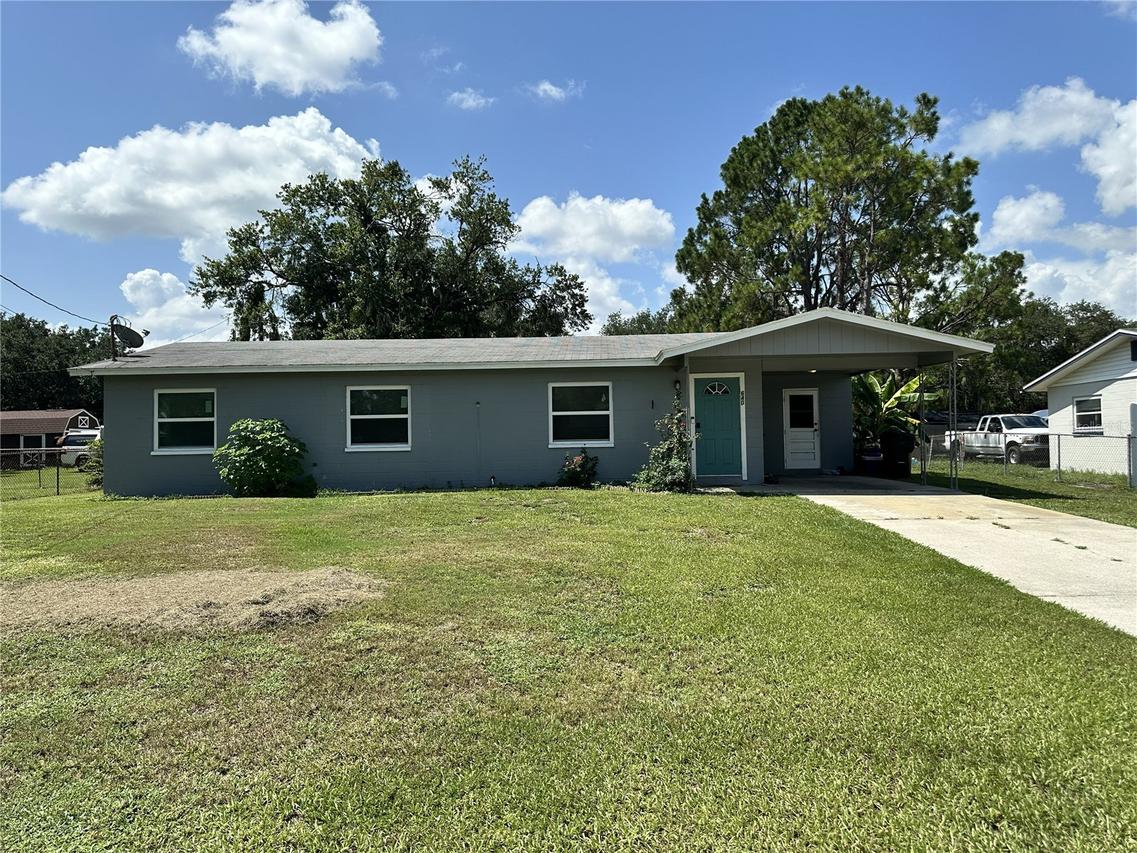 640 Dean St., Mulberry, FL 33860