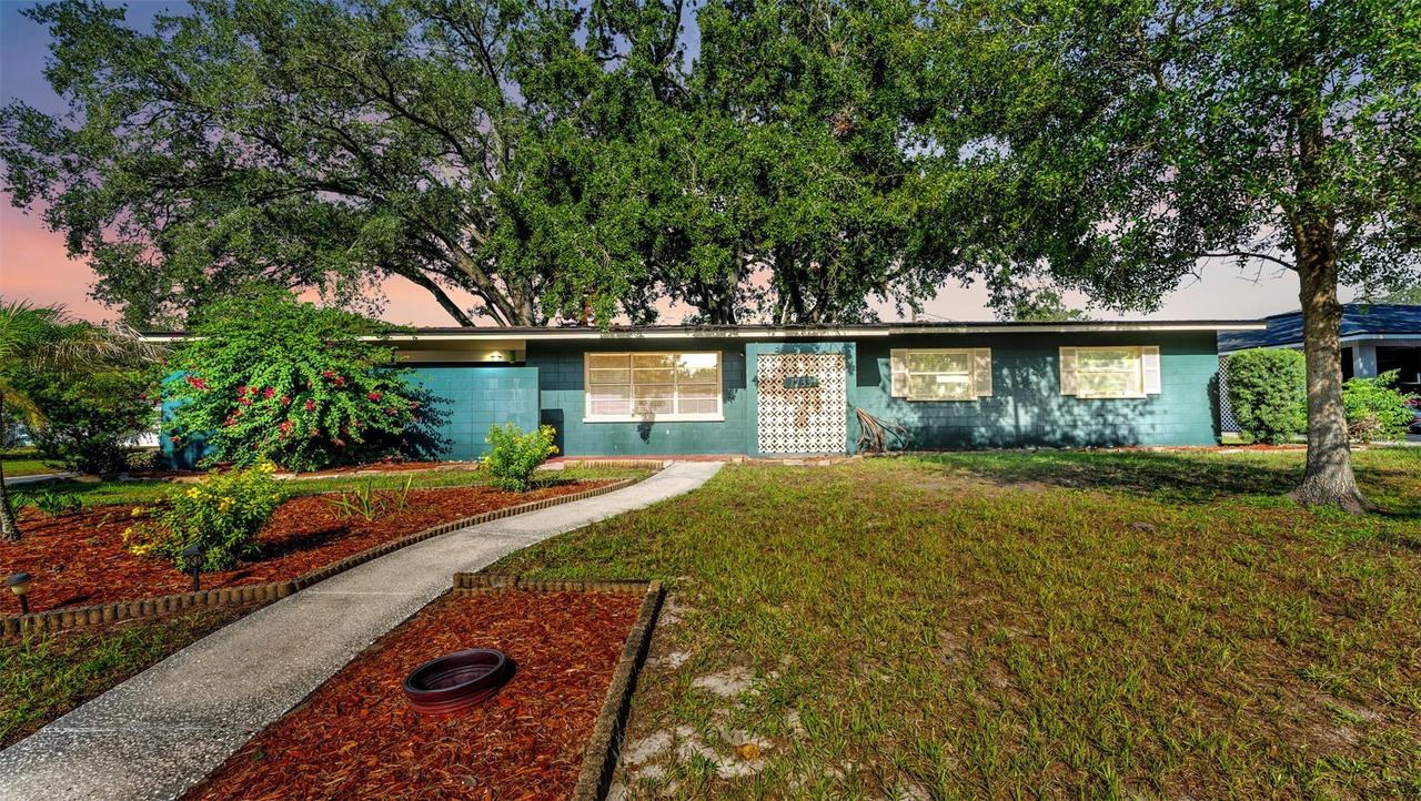 1733 Fredricksburg Ave., Lakeland, FL 33803