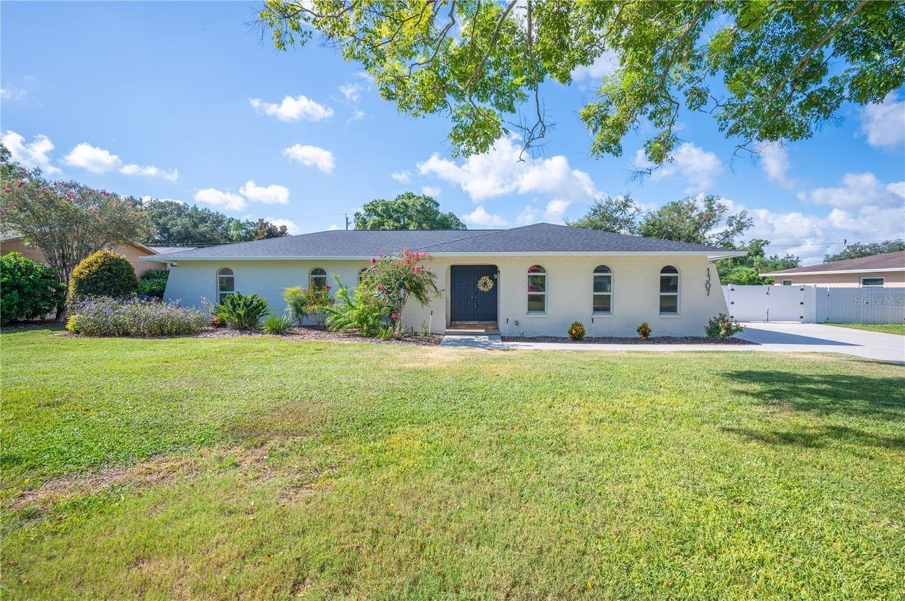 1307 Fairlee St., Lakeland, FL 33813