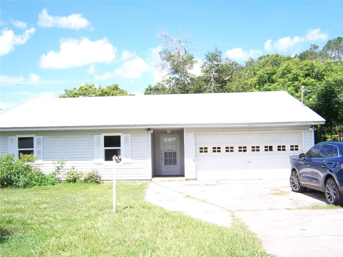 6061 Strickland Ave., Lakeland, FL 33812