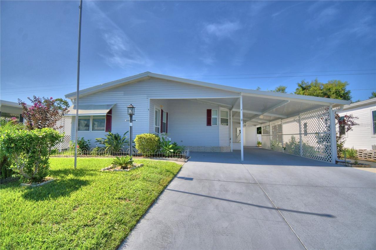 6086 Southern Oaks Dr., Winter Haven, FL 33884