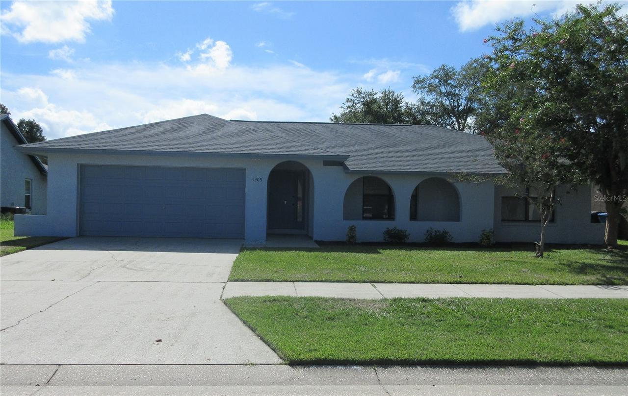 1309 Windjammer Pl., Valrico, FL 33594