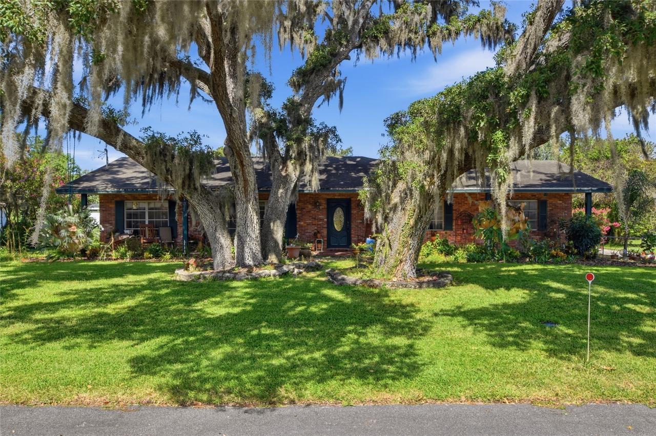 4211 Forest Hills Dr., Lakeland, FL 33813