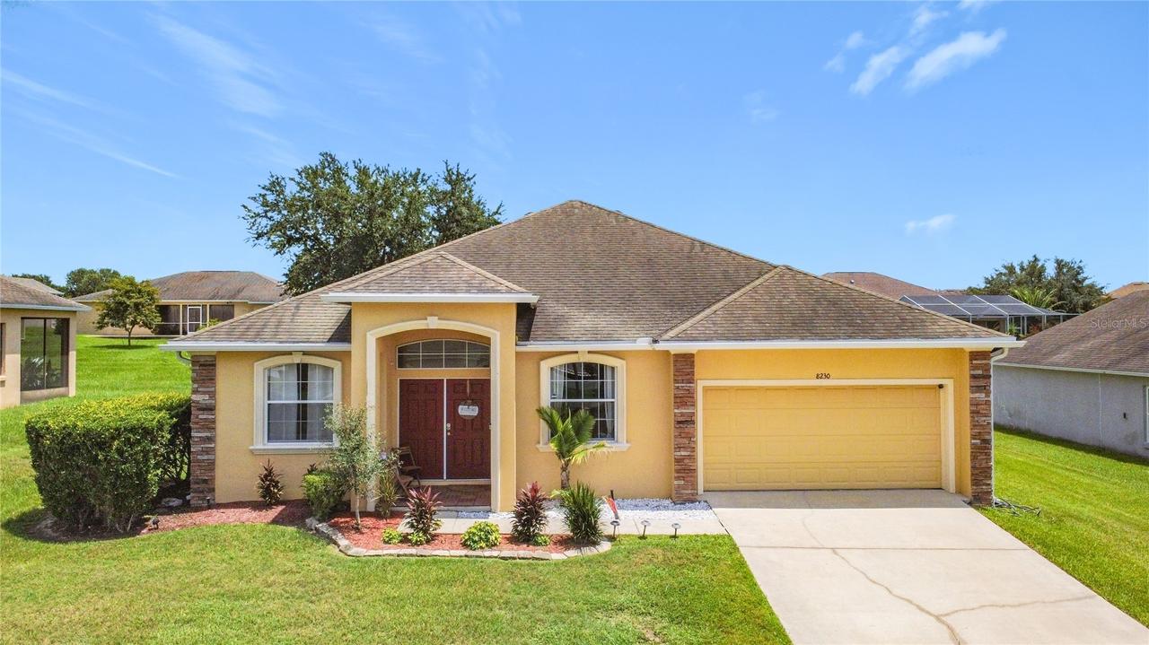 8230 Woodvine Cir., Lakeland, FL 33810