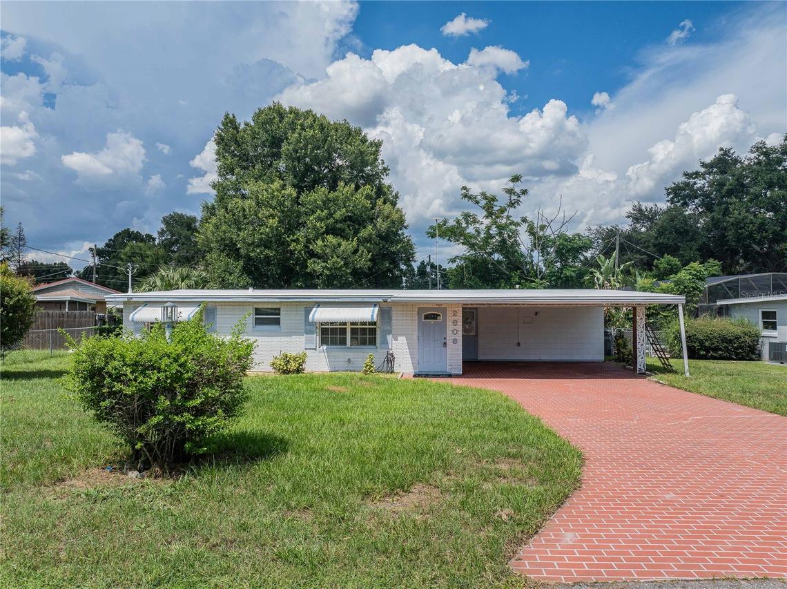 2608 Trinity Cir., Winter Haven, FL 33881