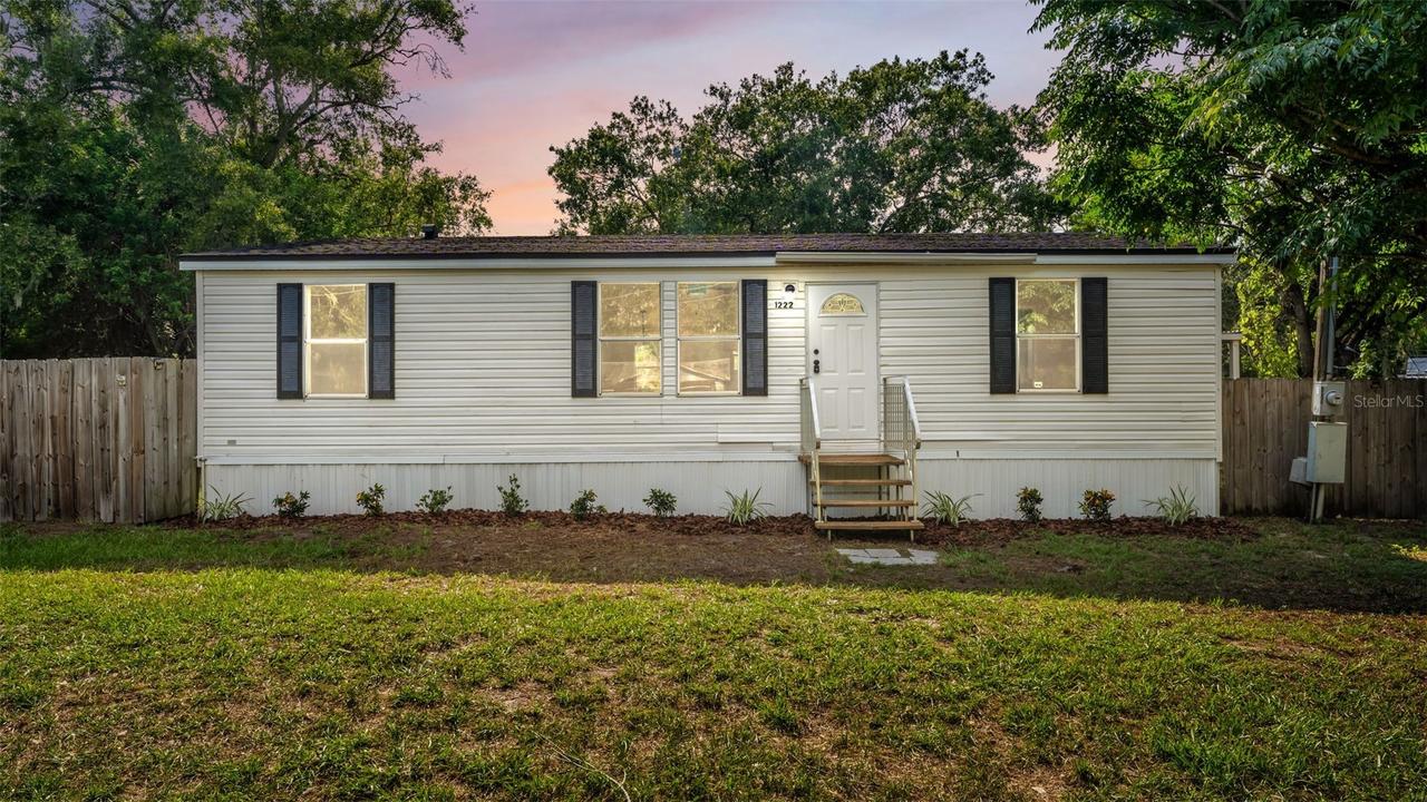 1222 Rowell St., Auburndale, FL 33823