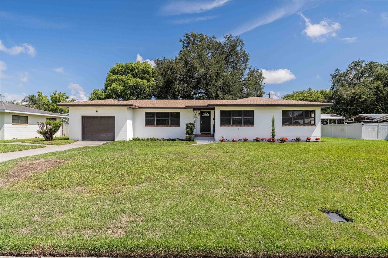 521 Bonnie Dr., Lakeland, FL 33803