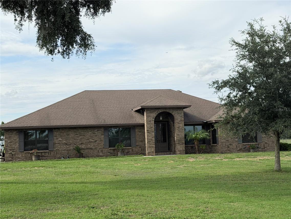6102 Downing St., Dover, FL 33527