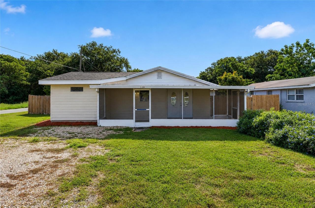 3104 Stewart St., Lakeland, FL 33803