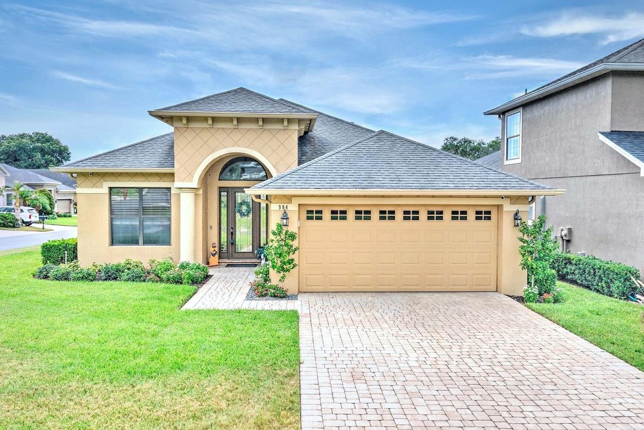 904 Christina Chase Ln., Lakeland, FL 33813