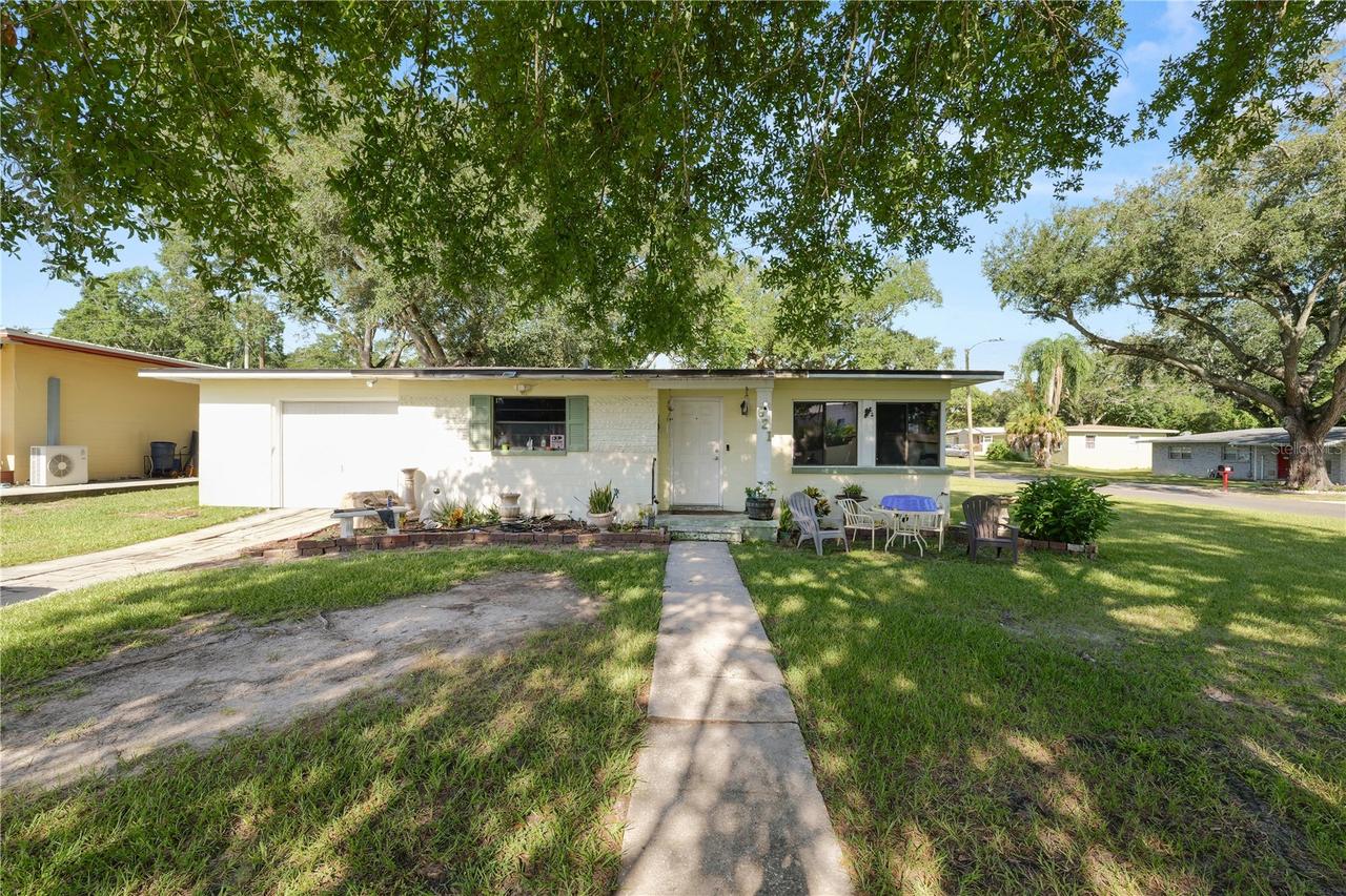 621 Hillside Dr., Lakeland, FL 33803