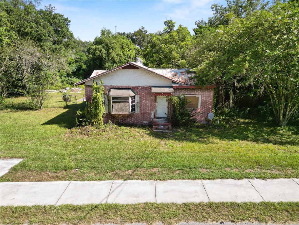 1609 W 10th St., Lakeland, FL 33805
