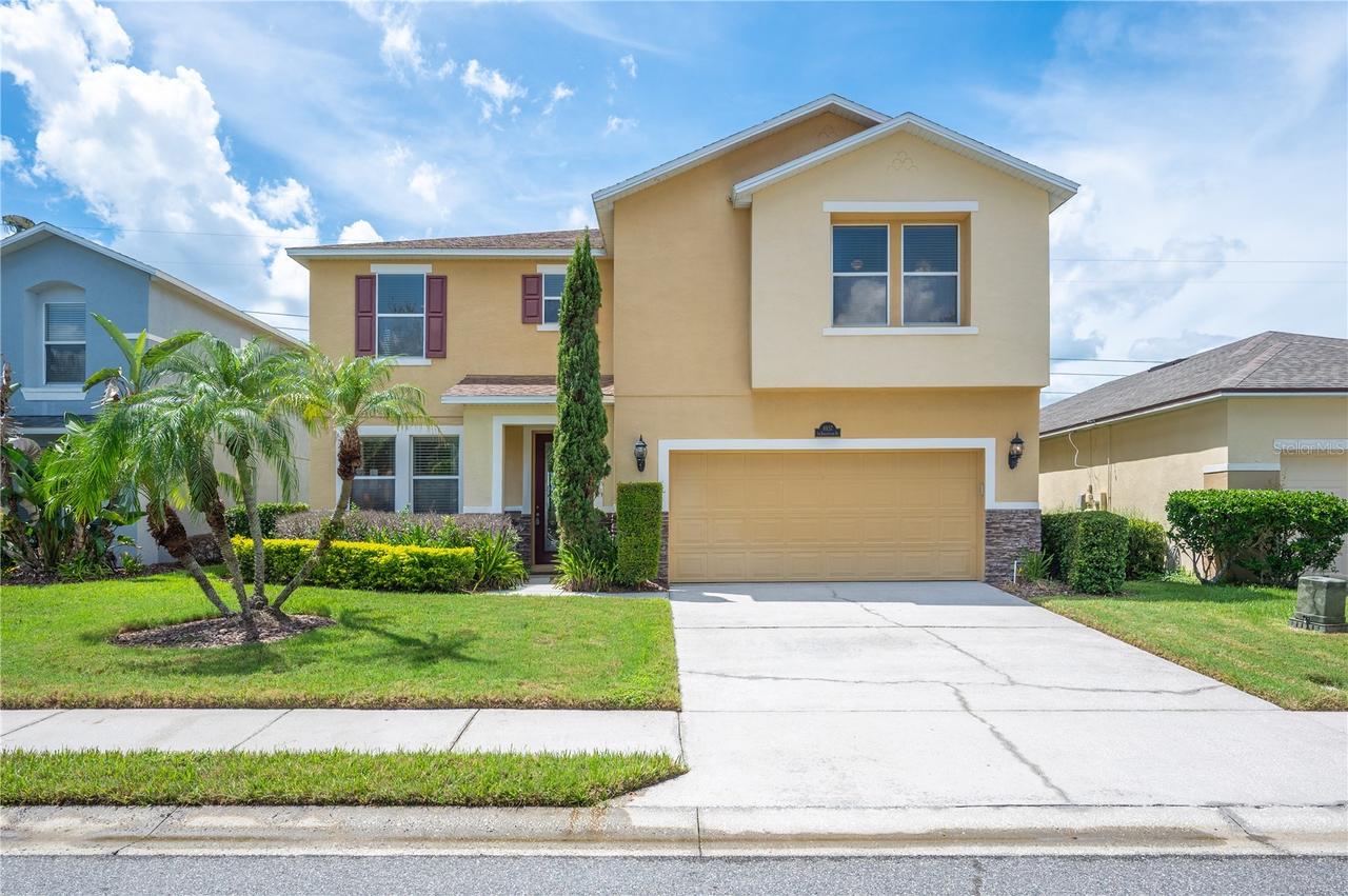 6937 Lake Eaglebrooke Dr., Lakeland, FL 33813