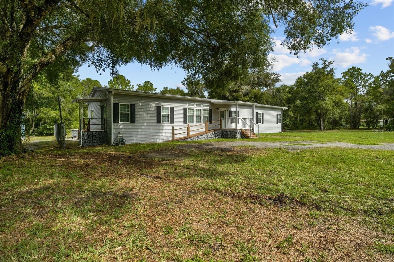 2211 Pioneer Dr., Lakeland, FL 33809