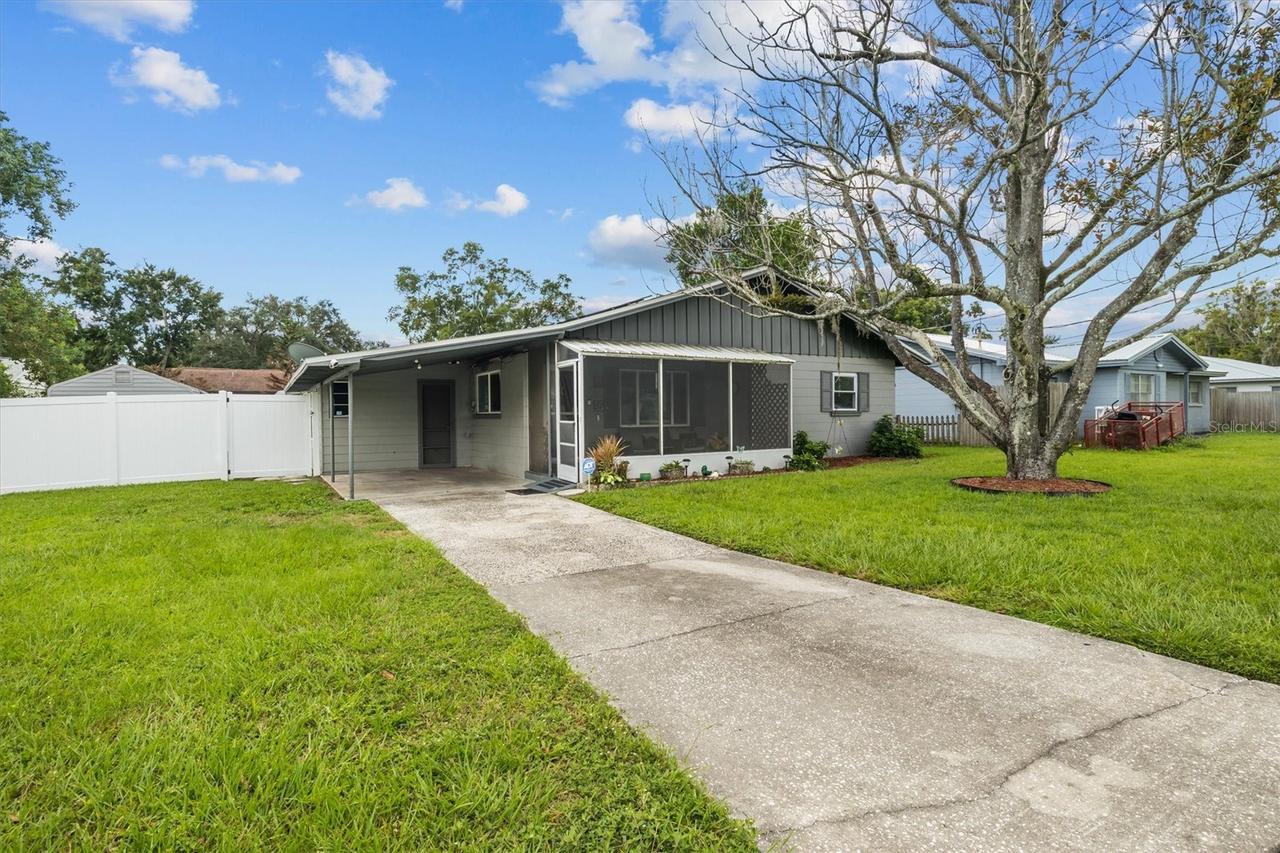1815 E Calhoun St., Plant City, FL 33563
