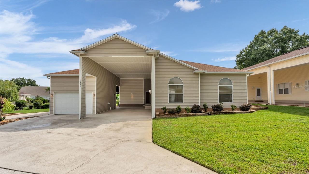 1239 Motorcoach Dr., Polk City, FL 33868