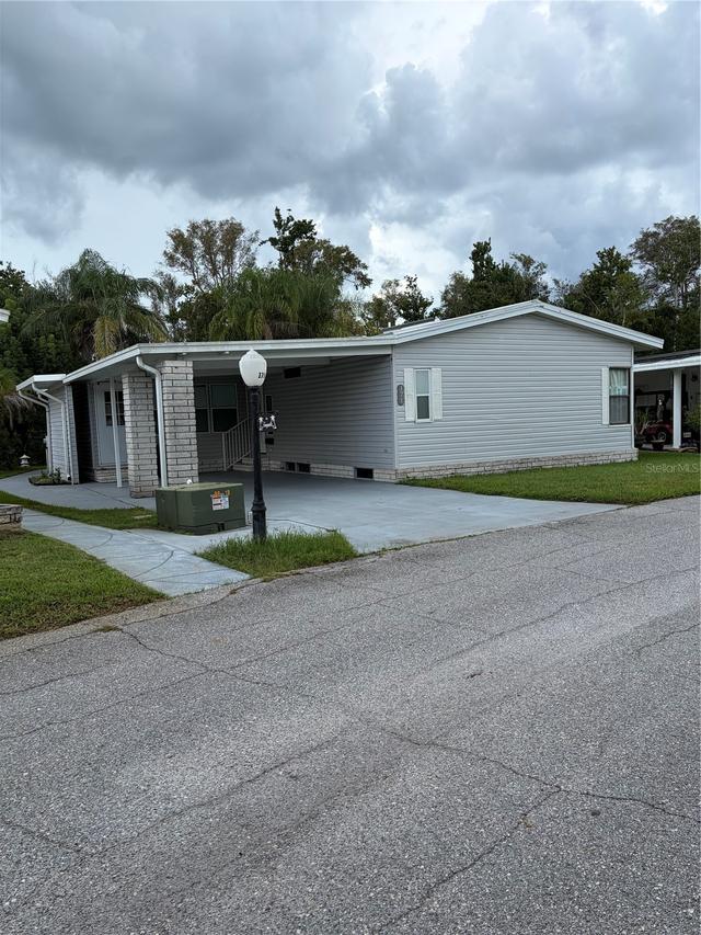 171 Dartmouth Dr., Haines City, FL 33844