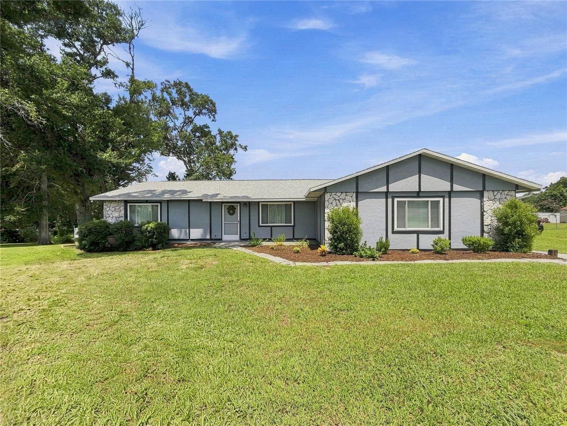 5810 Crest Ln., Lakeland, FL 33812