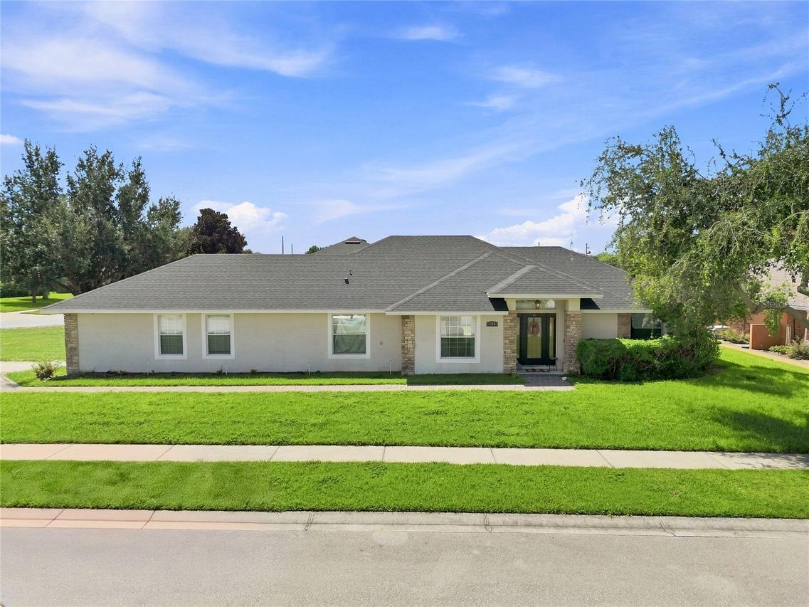 304 Bentley Oaks Blvd., Auburndale, FL 33823