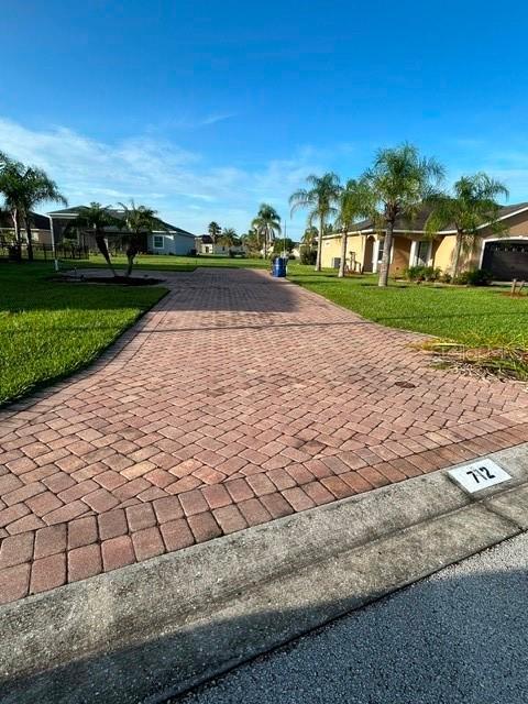 712 Teaberry Tr., Polk City, FL 33868