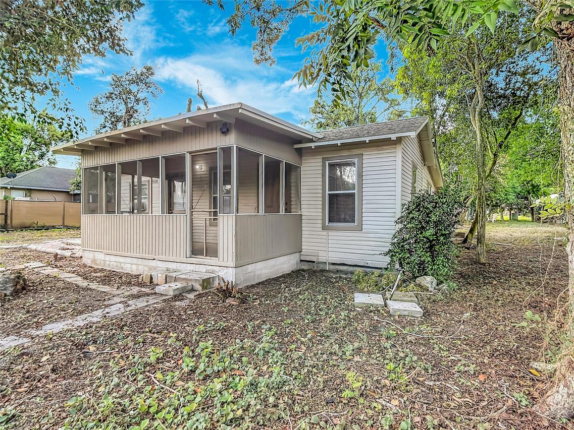 5509 10th St., Lakeland, FL 33812