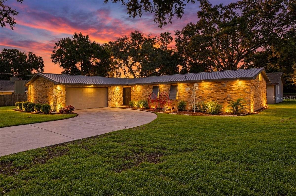 611 E Highland Dr., Lakeland, FL 33813