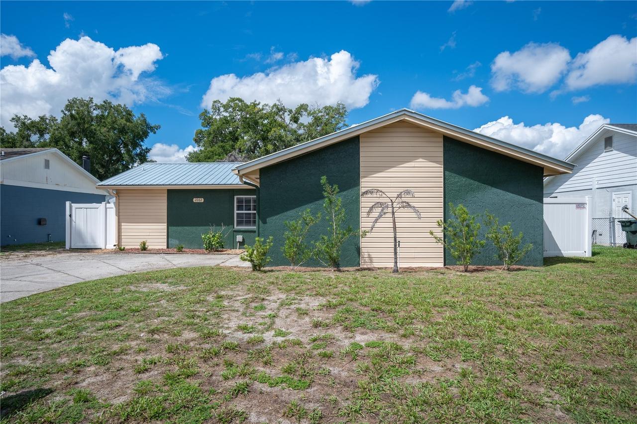 2262 Honeycomb Ln., Lakeland, FL 33801