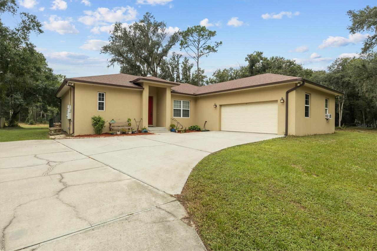 5210 Shady Oak Dr., Lakeland, FL 33810