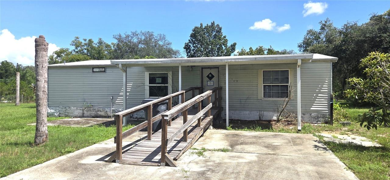 3932 Rolling Hills Ct. #10, Lake Wales, FL 33898