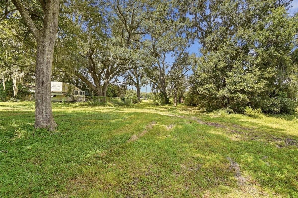 2929 Al Simmons Rd., Dover, FL 33527
