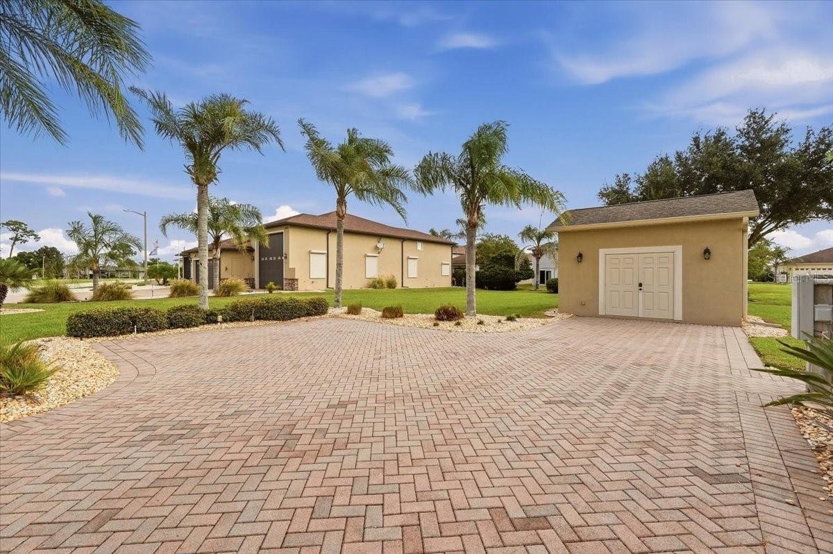 629 Sayge Dr., Polk City, FL 33868