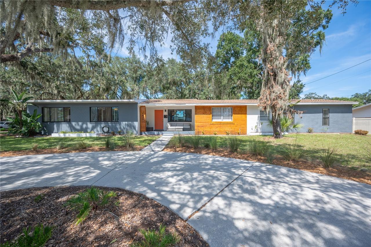 1430 E Edgewood Dr., Lakeland, FL 33803