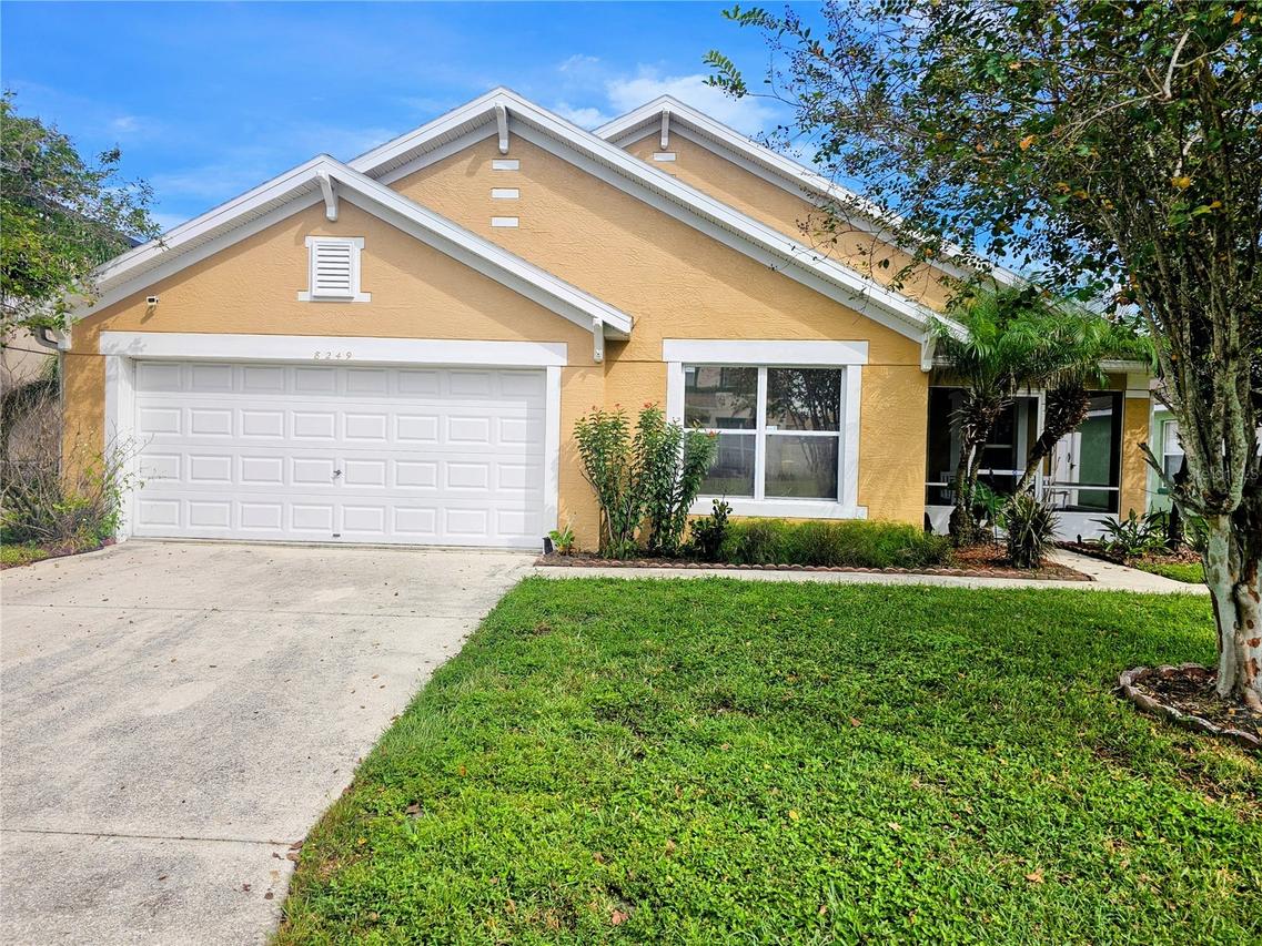8249 Peak Ave., Lakeland, FL 33810