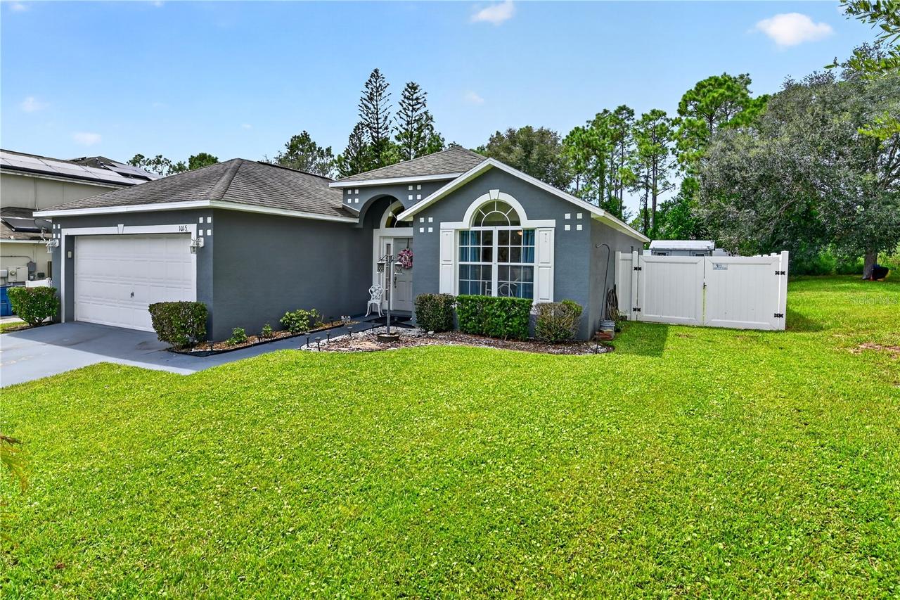 1015 Naes Ln., Lake Wales, FL 33853