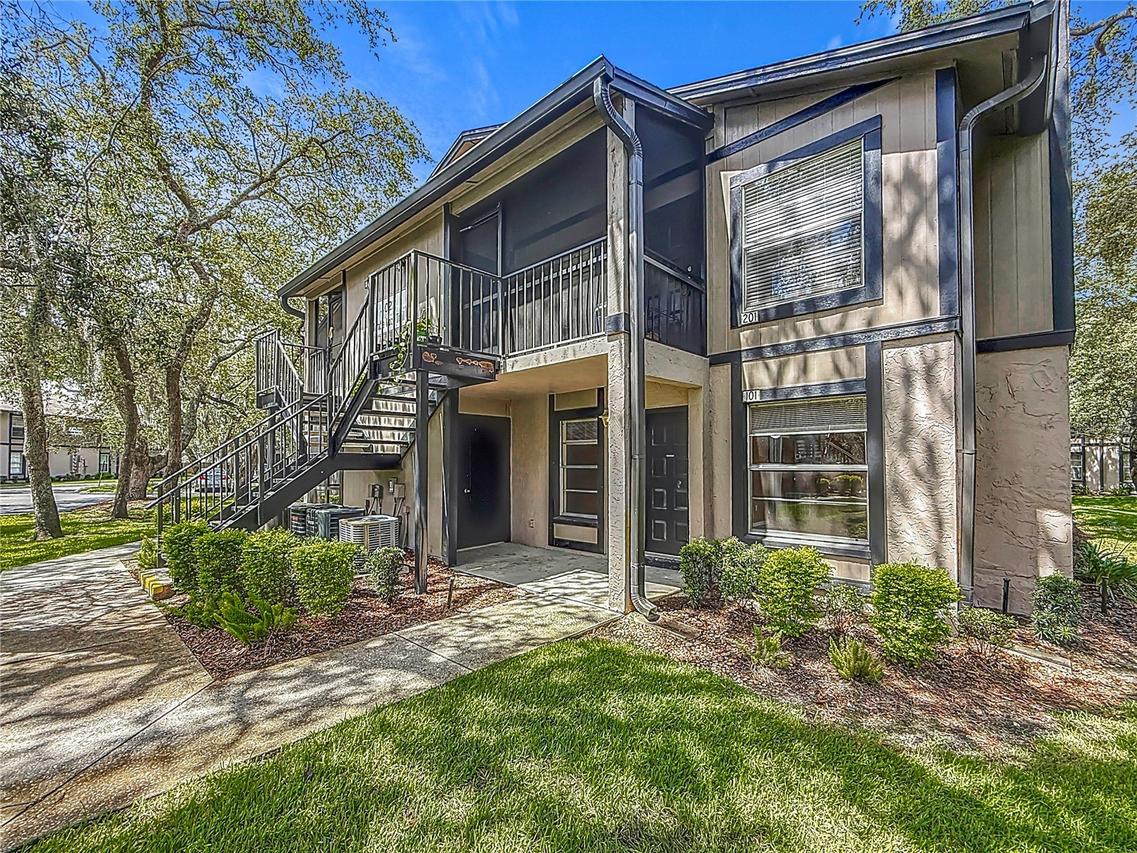 4022 Tumble Wood Tr. #101, Tampa, FL 33613