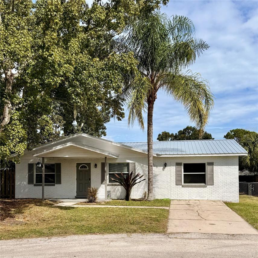 1015 Mockingbird Cir., Winter Haven, FL 33884