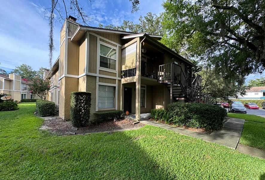 14417 Hanging Moss Cir. #102, Tampa, FL 33613