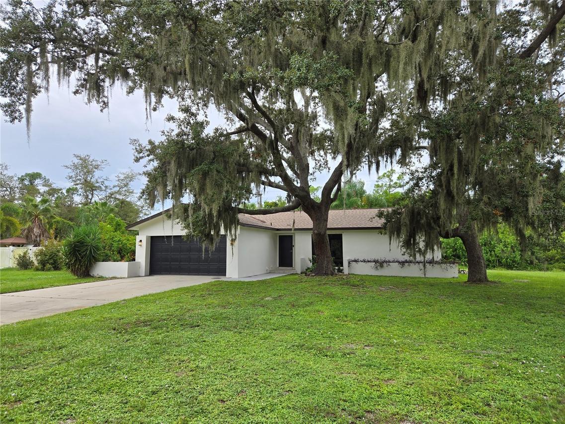 410 Hunter St., Port Charlotte, FL 33980