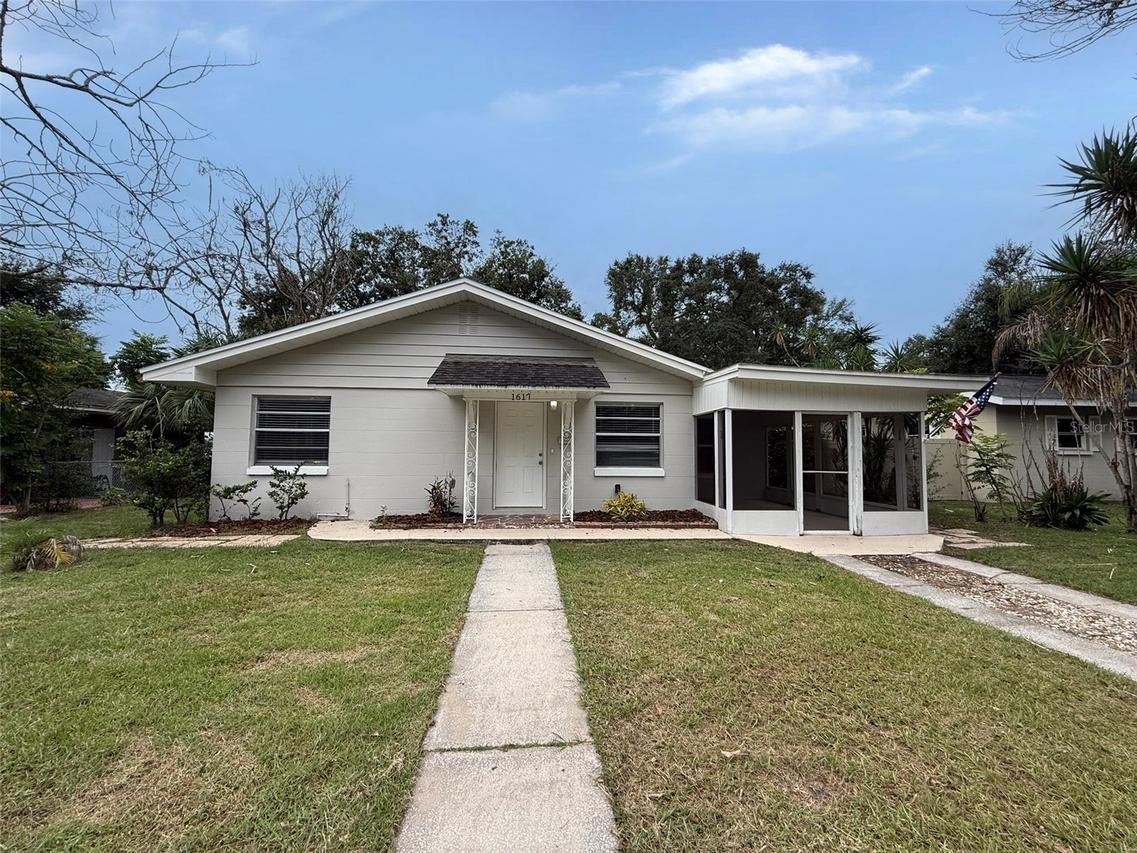 1617 Mockingbird Ln., Lakeland, FL 33801