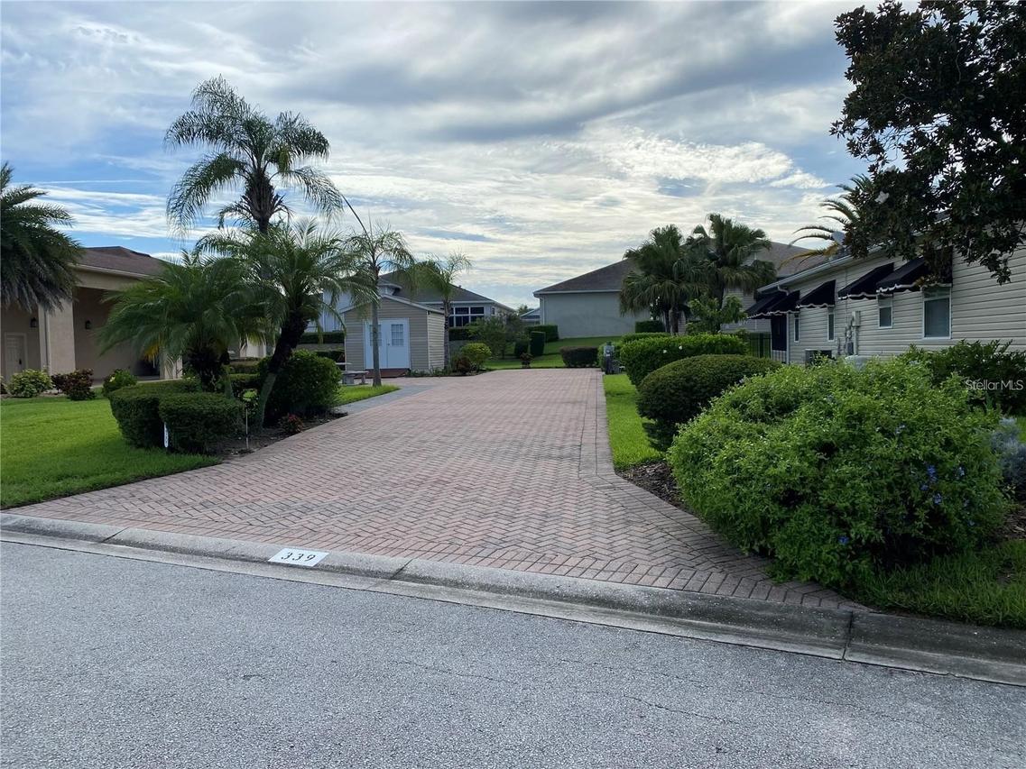 339 Cruisers Dr., Polk City, FL 33868