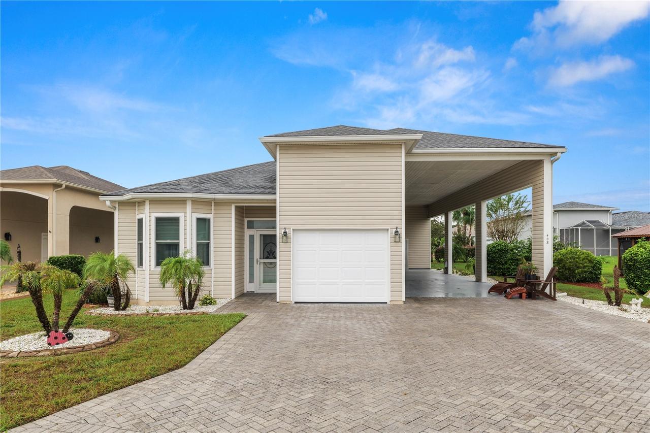 408 Motorcoach Dr., Polk City, FL 33868