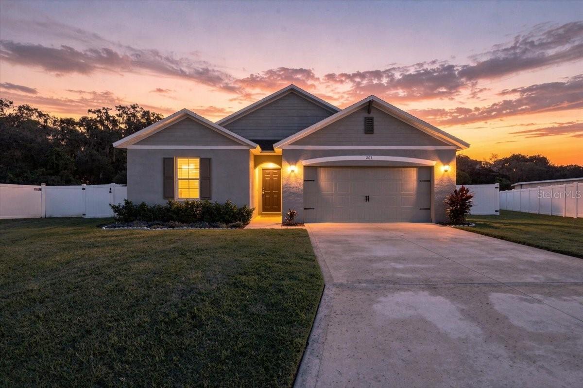 261 St Thomas Dr., Mulberry, FL 33860