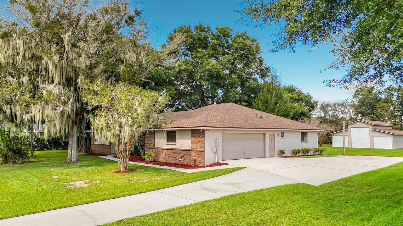 6720 Lakeland Highlands Rd., Lakeland, FL 33813