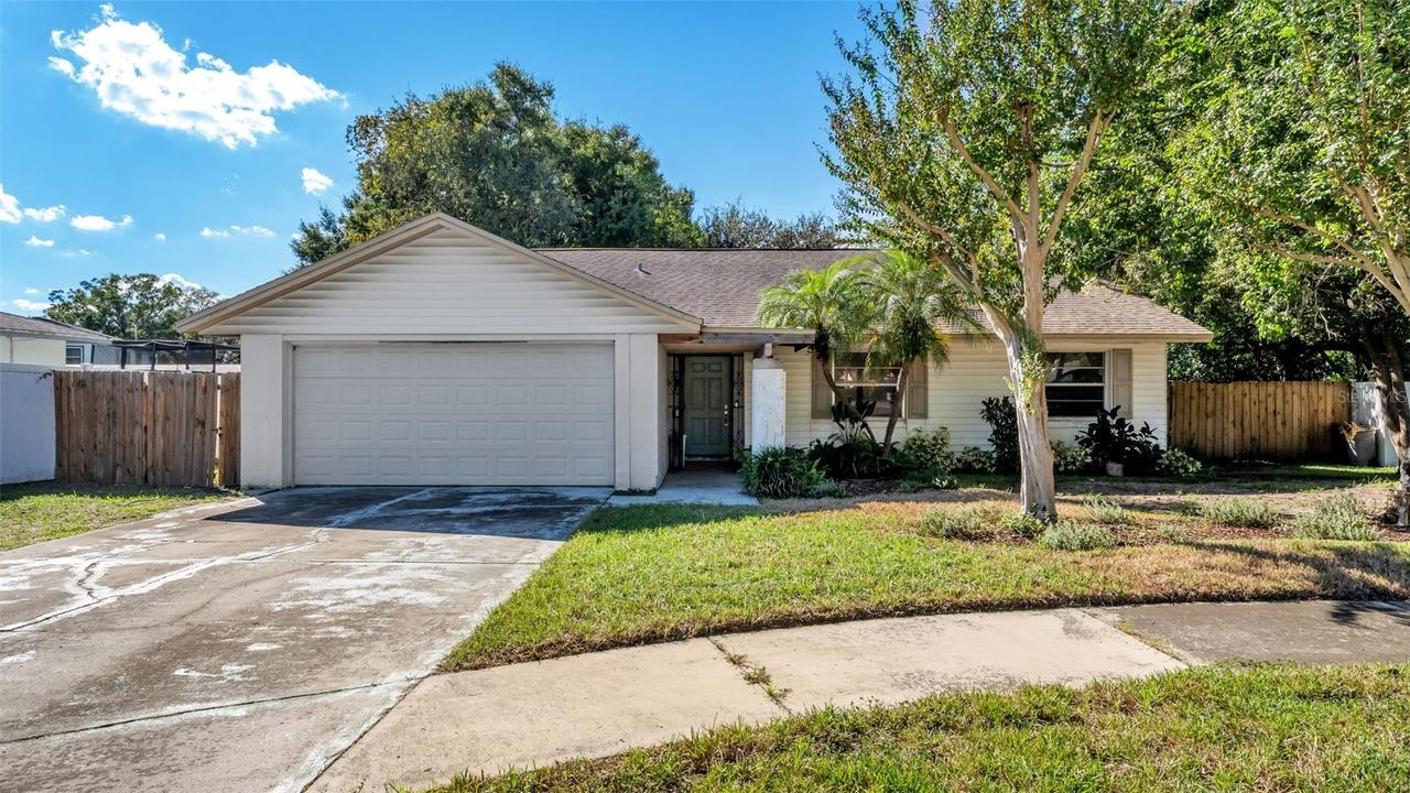 3108 Elderwood Pl., Seffner, FL 33584